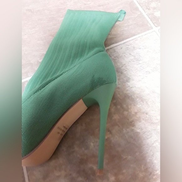 CUTE HIGH HEEL EGO SOCK BOOTIES SIZE: US 9 UK 7 EU 40 COLOR: GREEN - Picture 7 of 7